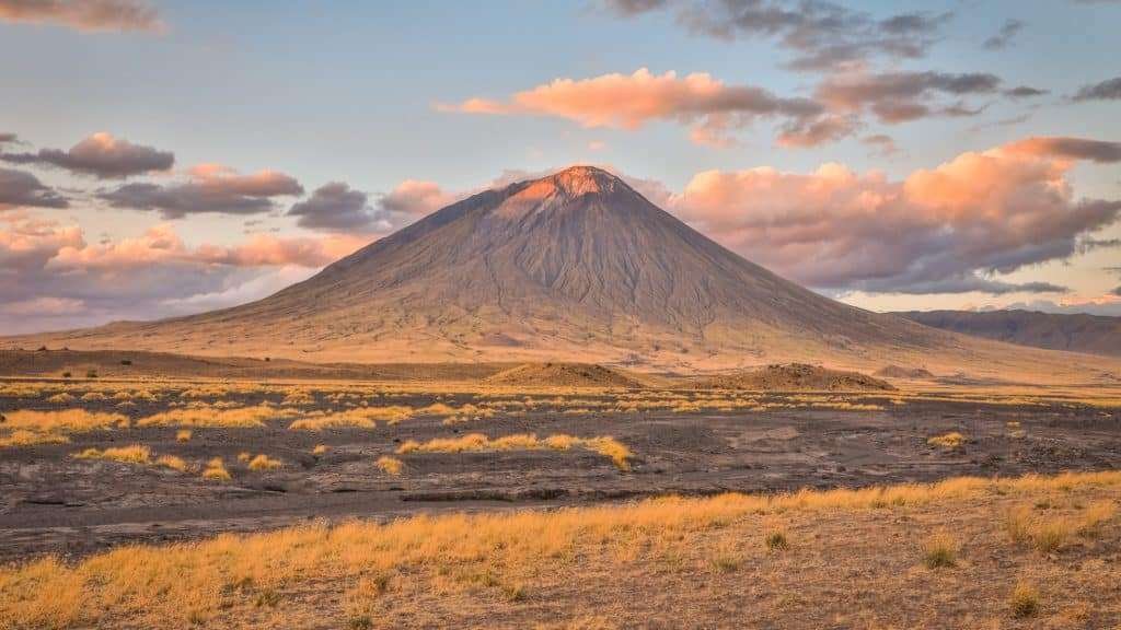 Lake Natron Oldoiyo Lengai