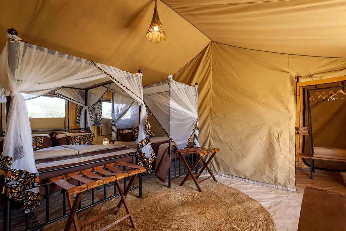 Gnu Ndutu Camp