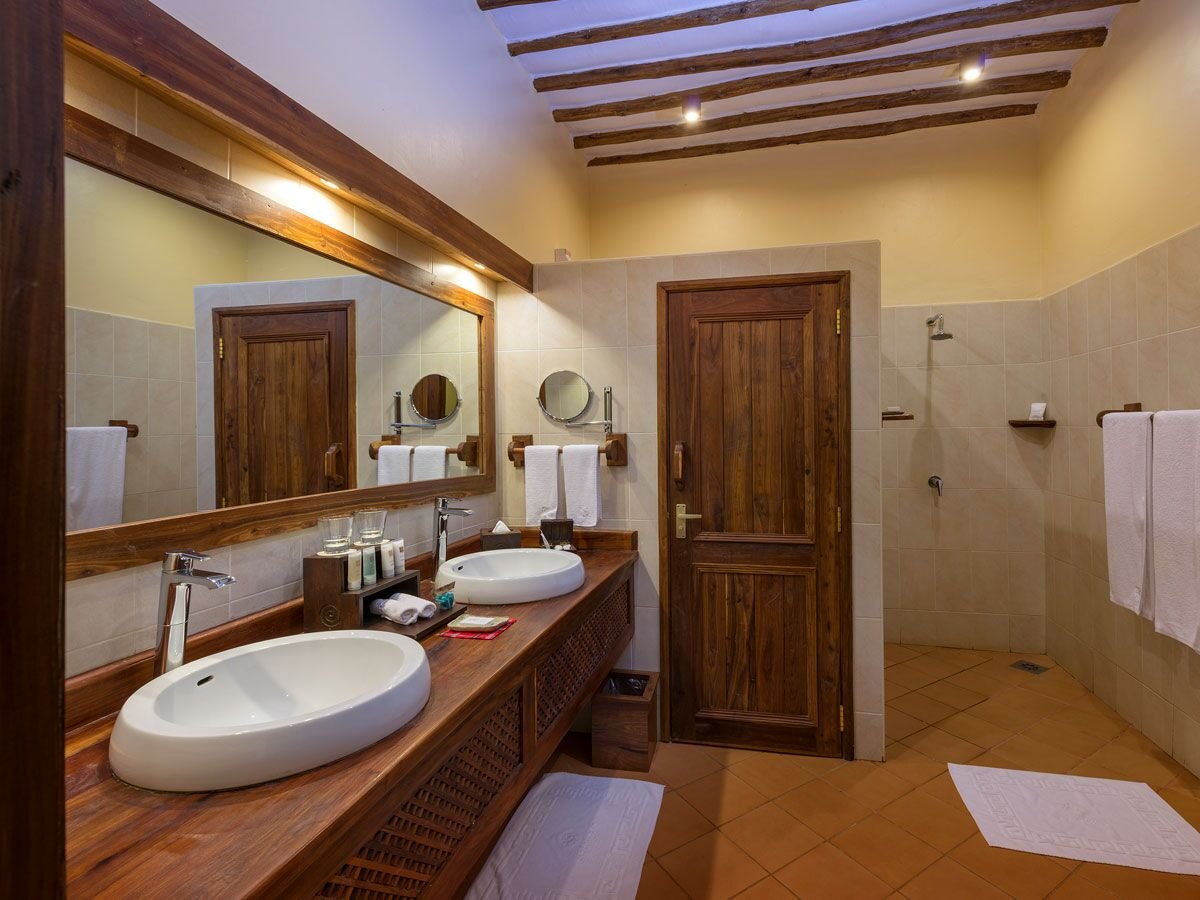 Neptune Ngorongoro Bathroom