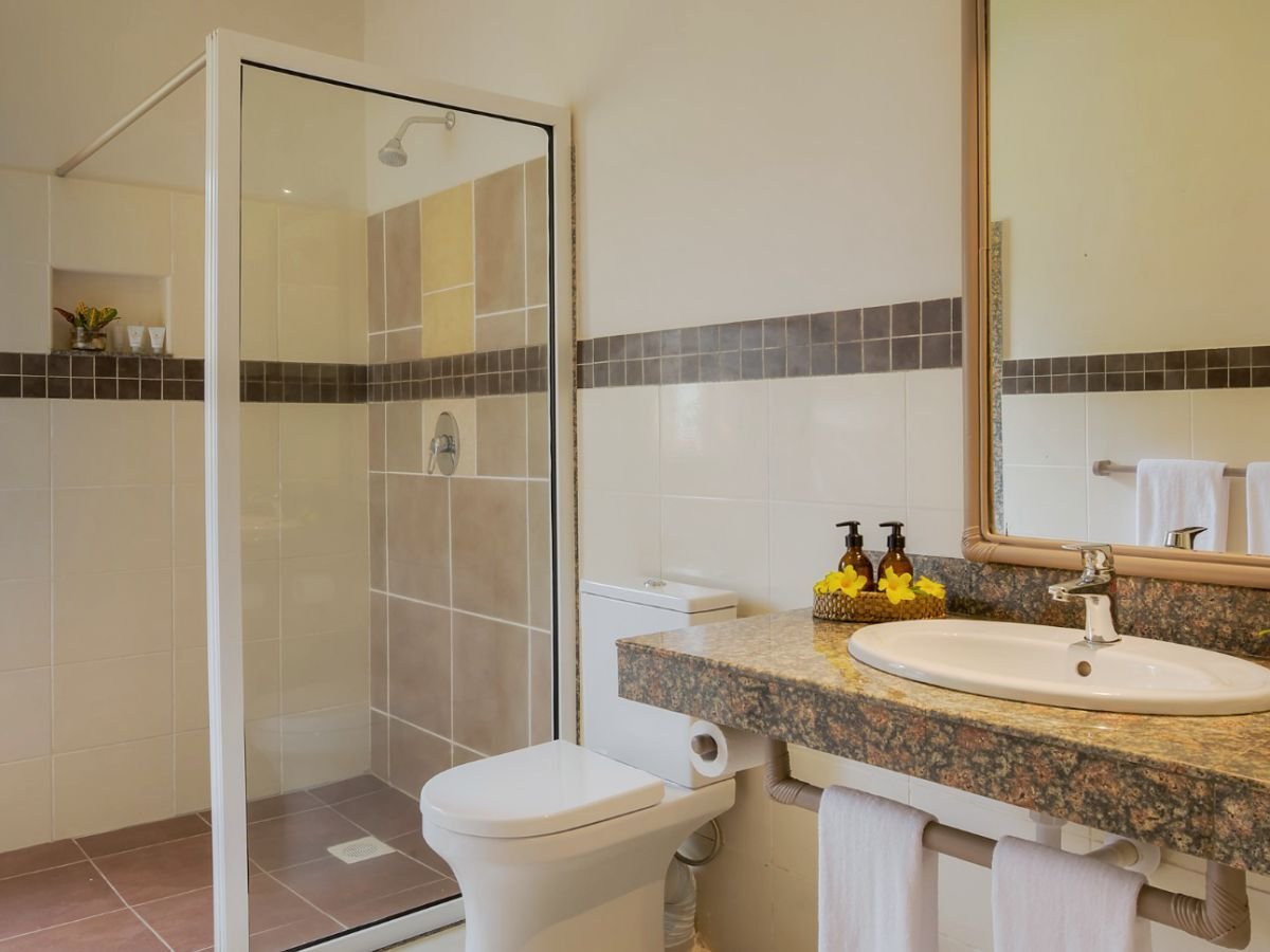 Neptune Village Beach Washroom