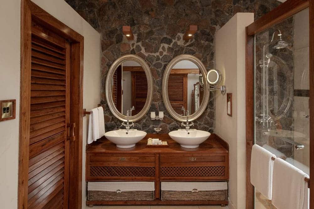 Ngorongoro Oldeani Mountain Lodge Washroom