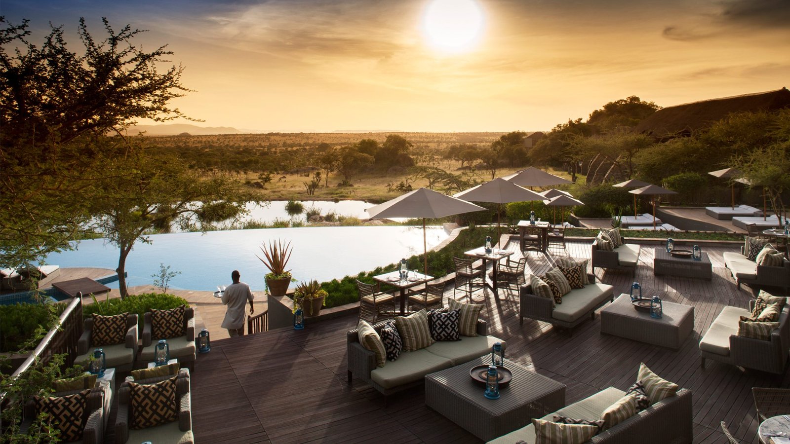 Pristine Infinty Pools at Four Seasons Safari Lodge