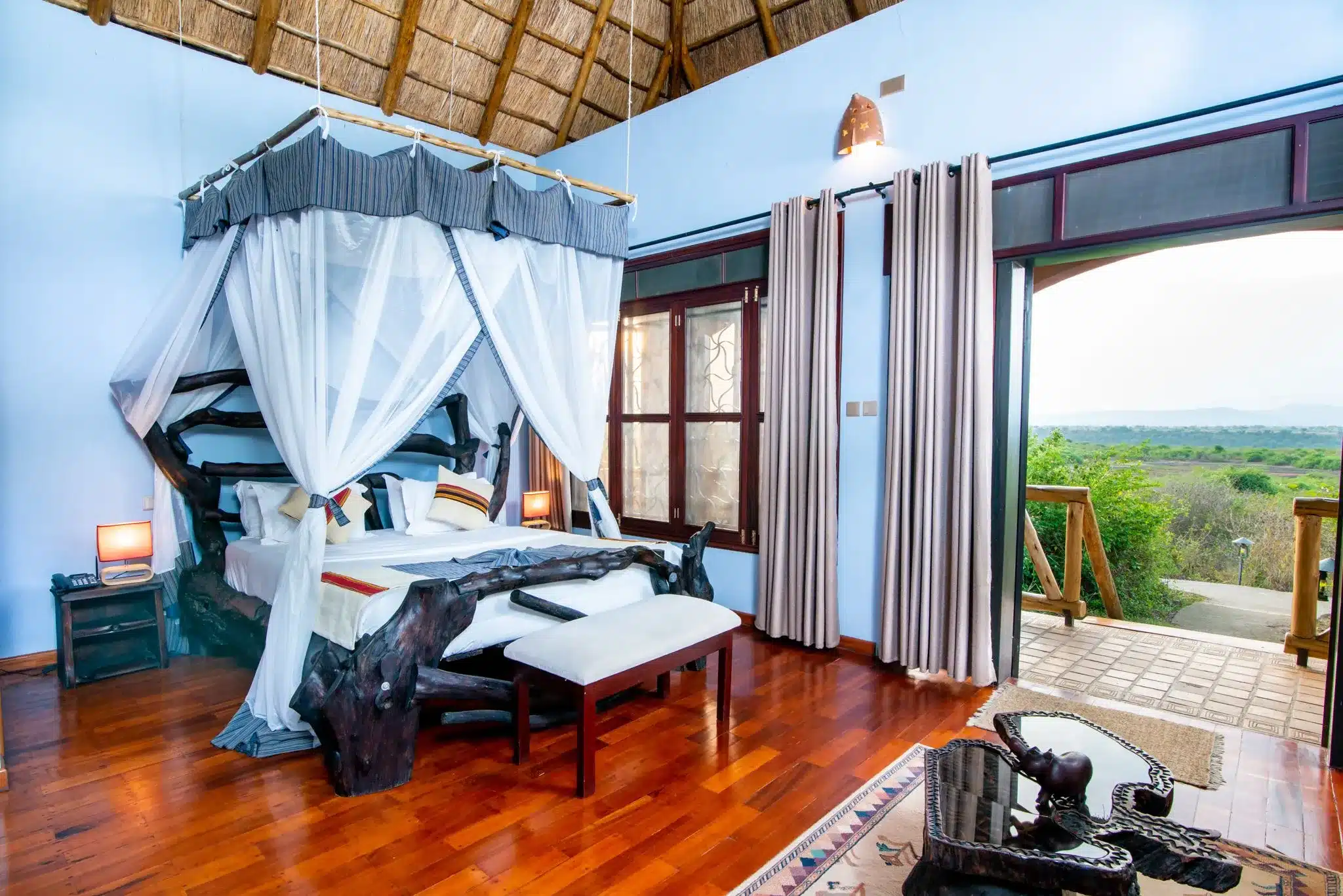 buffalo safari lodge