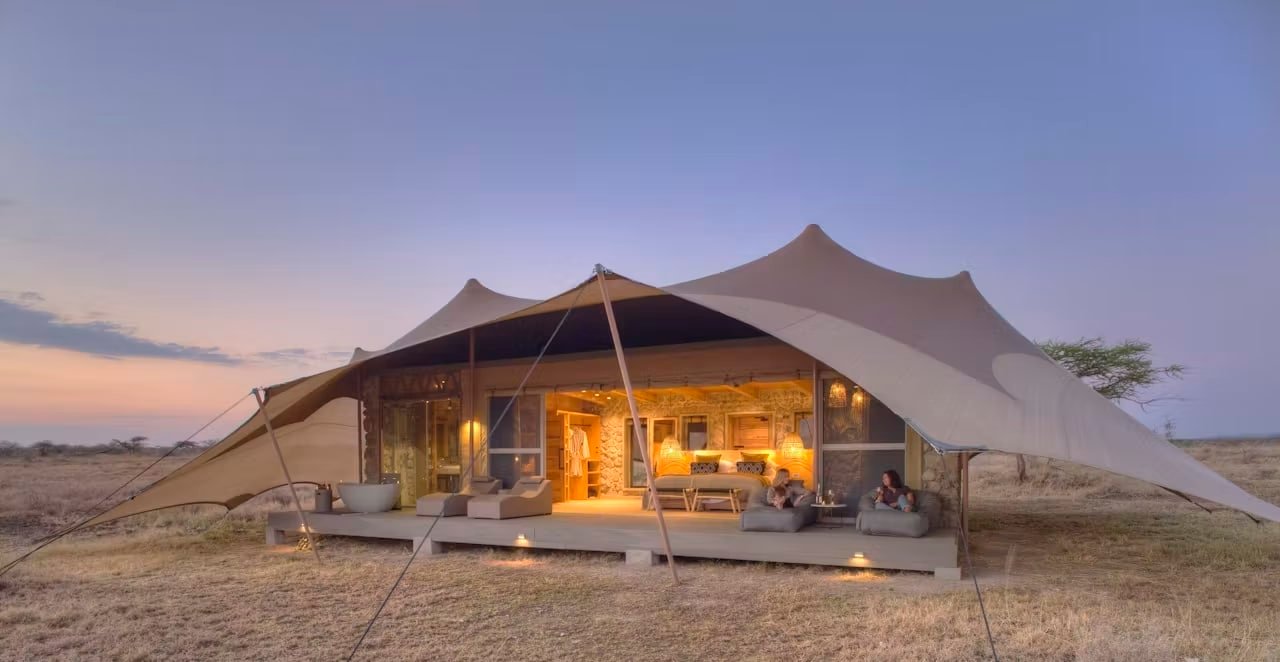 Namiri Plains Camp