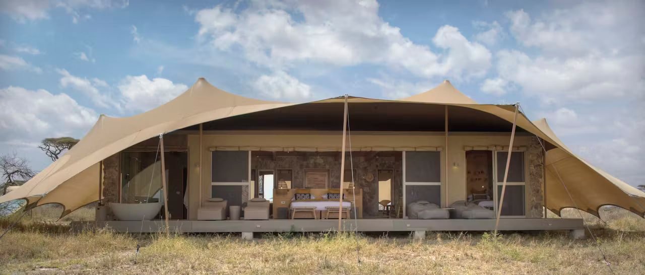 Namiri Plains Family tent exterior
