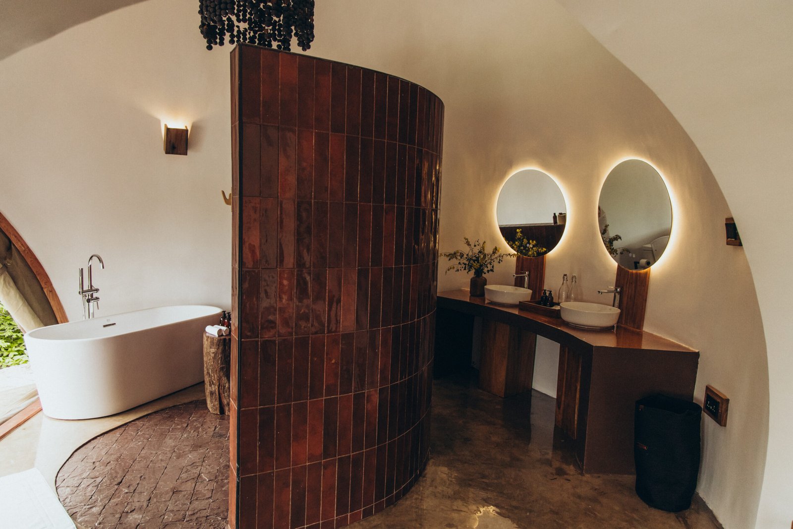 Asanja Nyasirori Washroom