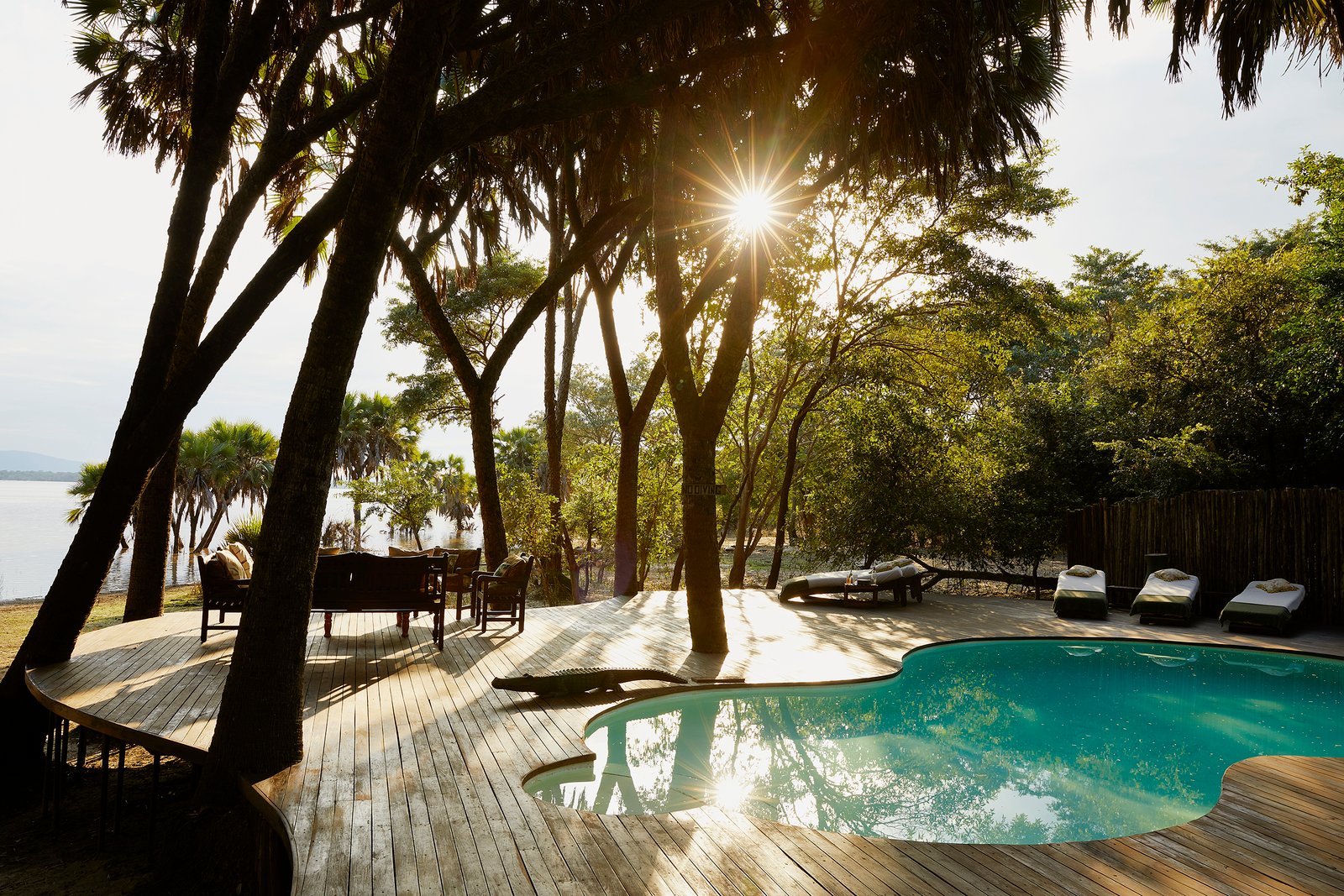 LABA SIWANDU SWIMMING POOL 1