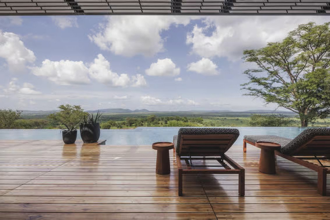 Savannah Pool Explorer