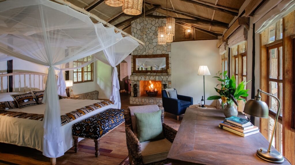 Uganda Luxury Safari Volcanoes Bwindi Lodge